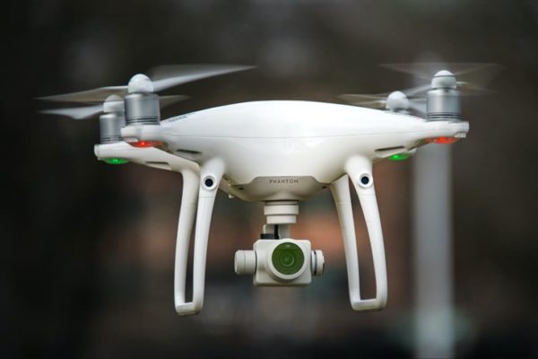 Profesyoneller ve Acemiler İçin En İyi Drone Modelleri
